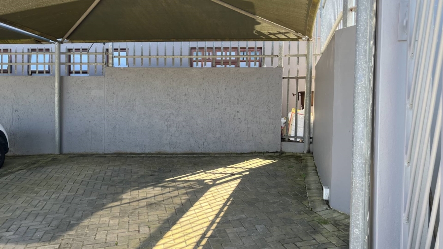 2 Bedroom Property for Sale in Dana Bay Western Cape